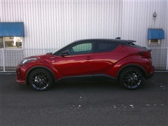 C-HR S GRスポーツ