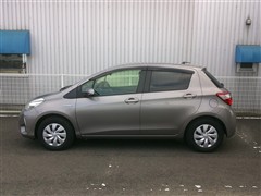 ヴィッツ ハイブリッド F