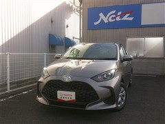 トヨタ ヤリス X