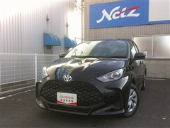 トヨタ ヤリス 1.0X