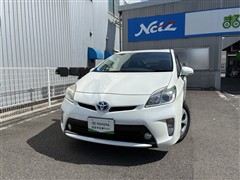 トヨタ プリウス S