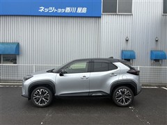 ヤリスクロス Z