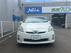 プリウス S