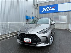トヨタ ヤリス 1.5X