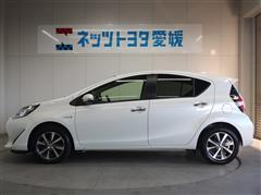 アクア S スタイルブラック