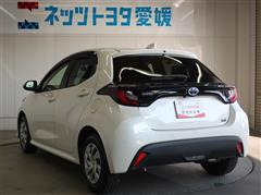 ヤリス HV X