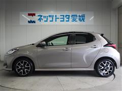 ヤリス HV Z