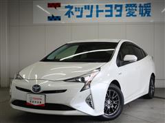 トヨタ プリウス S セーフティープラス