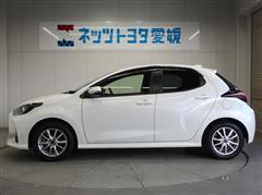ヤリス HV X