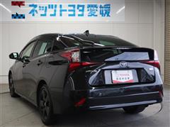 プリウス A ツーリング ブラック