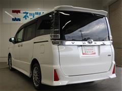 VOXY HV ZS キラメキ3