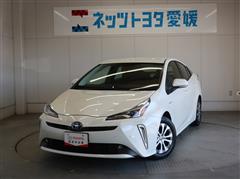 トヨタ プリウス A