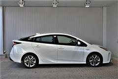 プリウス S ツーリングセレクション