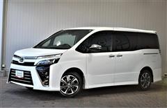 トヨタ ヴォクシー ZS キラメキ3