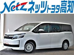 トヨタ ヴォクシー ウェルキャブ X クルマ