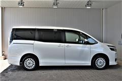 ヴォクシー ウェルキャブ X クルマ