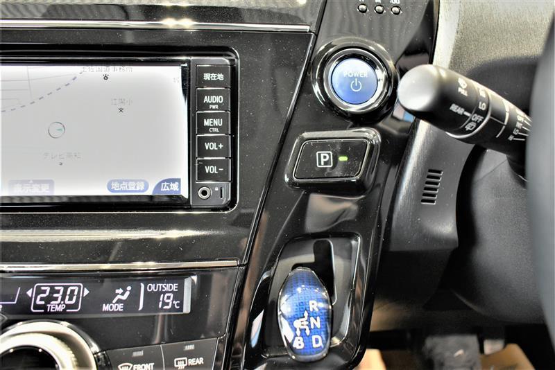 プリウスアルファ S チューンブラッ（474018026686）の中古車 | トヨタ
