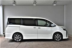 ヴォクシー ZS キラメキ3