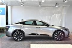 クラウンクロスオーバー RSアドバ