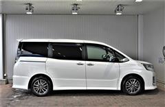 ヴォクシー ZS キラメキ