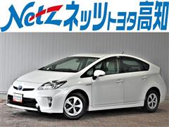 トヨタ プリウス S