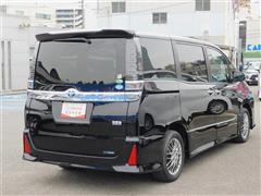 ヴォクシーHV ZS キラメキ