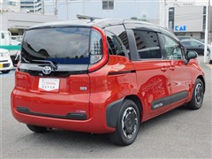 シエンタ HV Z 5ニンノリ