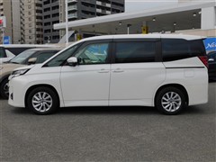 ノア ハイブリッド Z