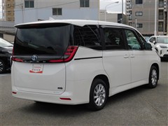 ノア ハイブリッド Z