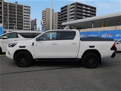 ハイラックス Z GR スポーツ