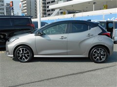 ヤリス ハイブリッド Z