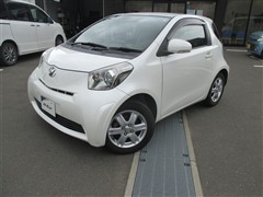 トヨタ　iQ 100G   レザー