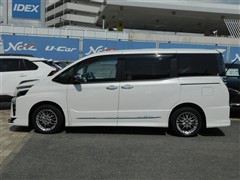 ヴォクシーHV ZS キラメキ3