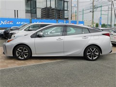 プリウス A ツーリングセレクション