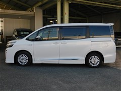 ヴォクシー ハイブリッド V