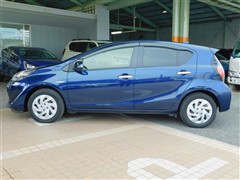 アクア S スタイルブラック