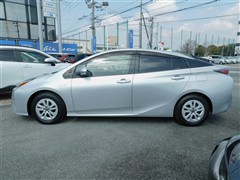 プリウス S セーフティプラス