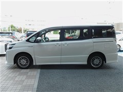 ヴォクシー ハイブリッドZS