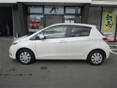 ヴィッツ 1.0ジュエラ