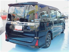 ヴォクシー ZSサイドリフトアップ