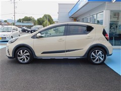 アクア クロスオーバー