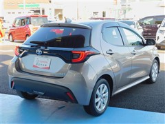 ヤリス ハイブリッド G