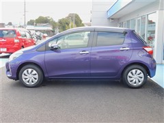 ヴィッツ F セーフティーED 3