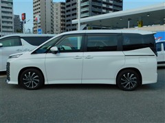 ヴォクシー ハイブリッド S-Z