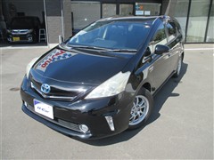 プリウスアルファ S