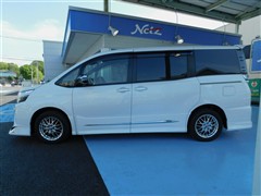 ヴォクシーHV ZS キラメキ3