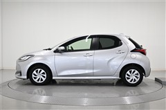 ヤリス ハイブリッド G