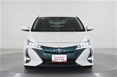 プリウスPHV Aレザー