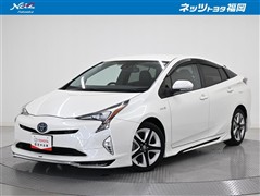 トヨタ プリウス A ツーリングセレクション