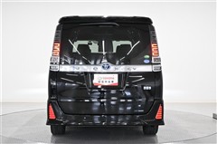 ヴォクシーHV ZS キラメキ3